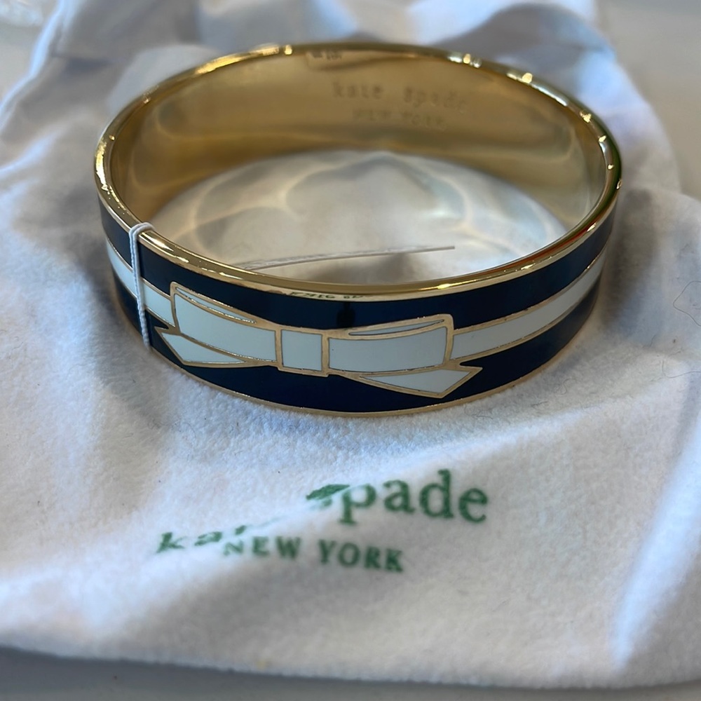 ALL WRAPPED UP BANGLE FROM KATE SPADE